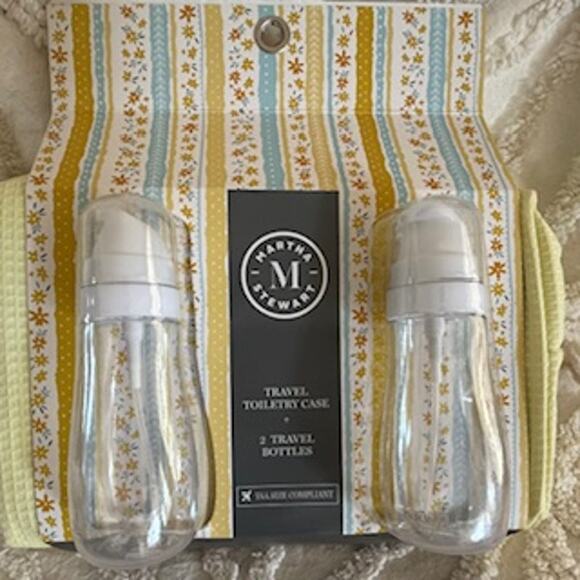 New Martha Stewart Travel Toiletry Case Yellow Bag with 2 Travel Bottles - Picture 5 of 6